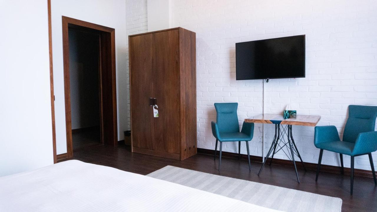 Alpen Park Hotel Шимкент Екстериор снимка